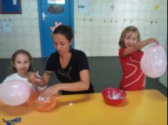 Oficina de decoração pascoalina no 1º ano A