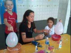 Oficina de decoração pascoalina no 1º ano A