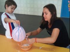 Oficina de decoração pascoalina no 1º ano A